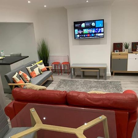 Beautiful 5Bedroom Hse-Contractor/Family/Corporate Dartford Eksteriør billede