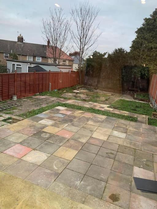 Beautiful 5Bedroom Hse-Contractor/Family/Corporate Dartford Eksteriør billede